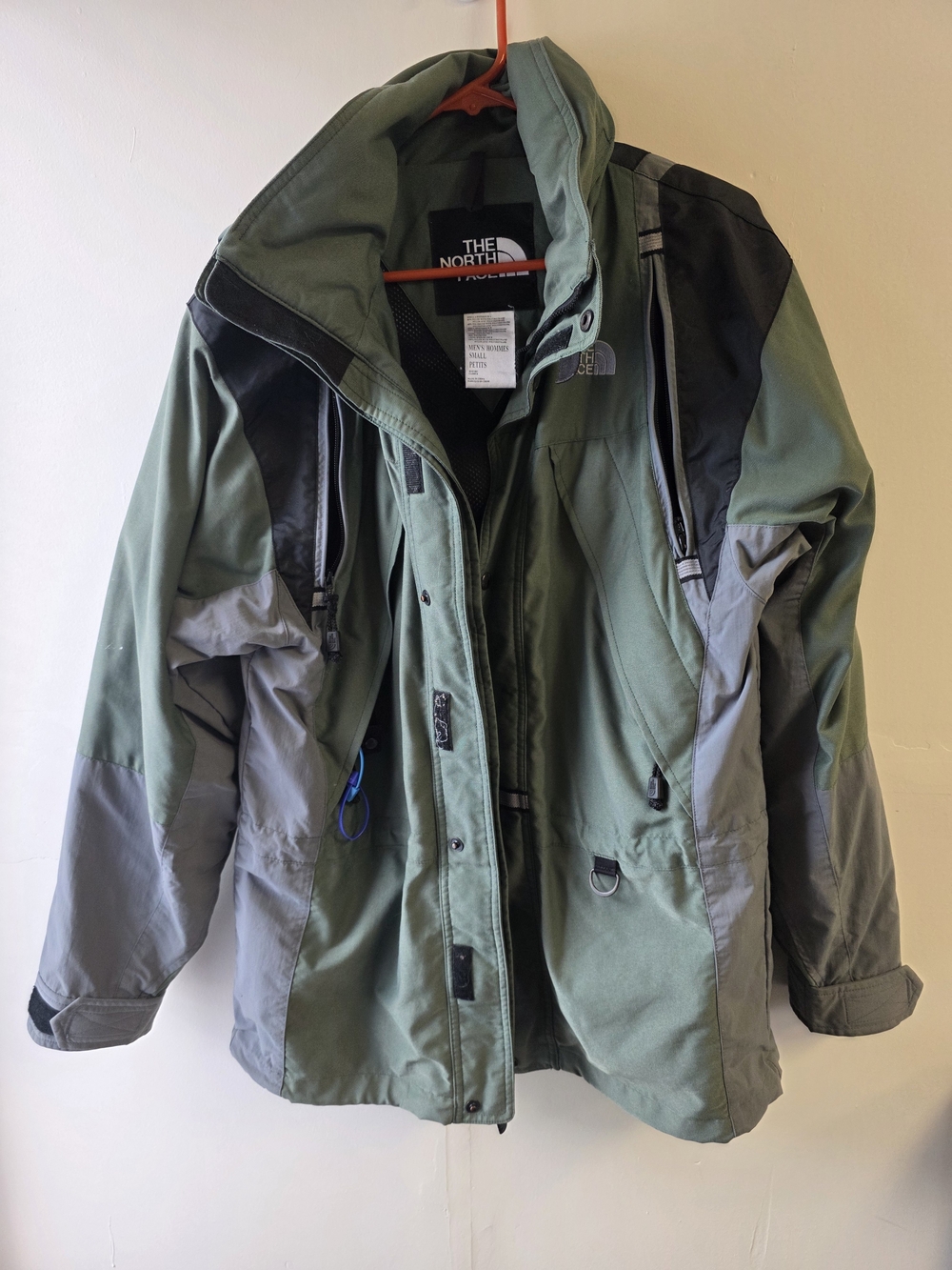 The North Face Men’s Olive Green & Gray Ski Jacket Vintage